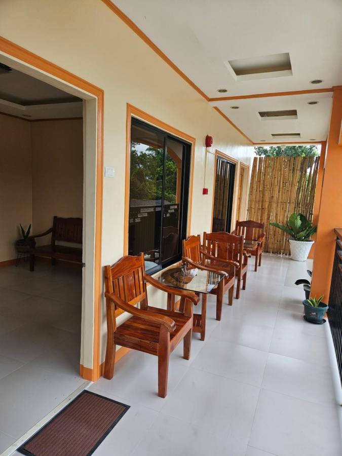 Moalboal Cay Hotel Bagian luar foto