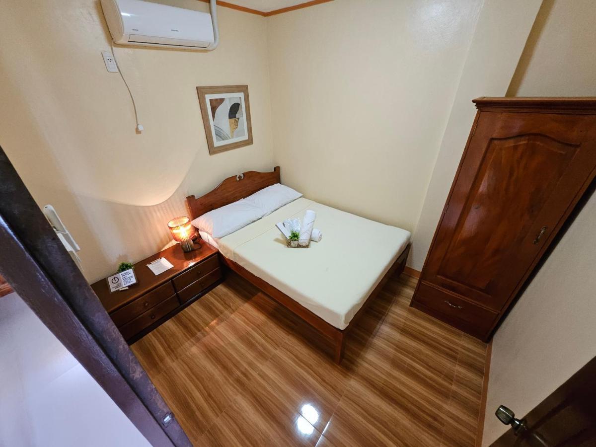 Moalboal Cay Hotel Bagian luar foto